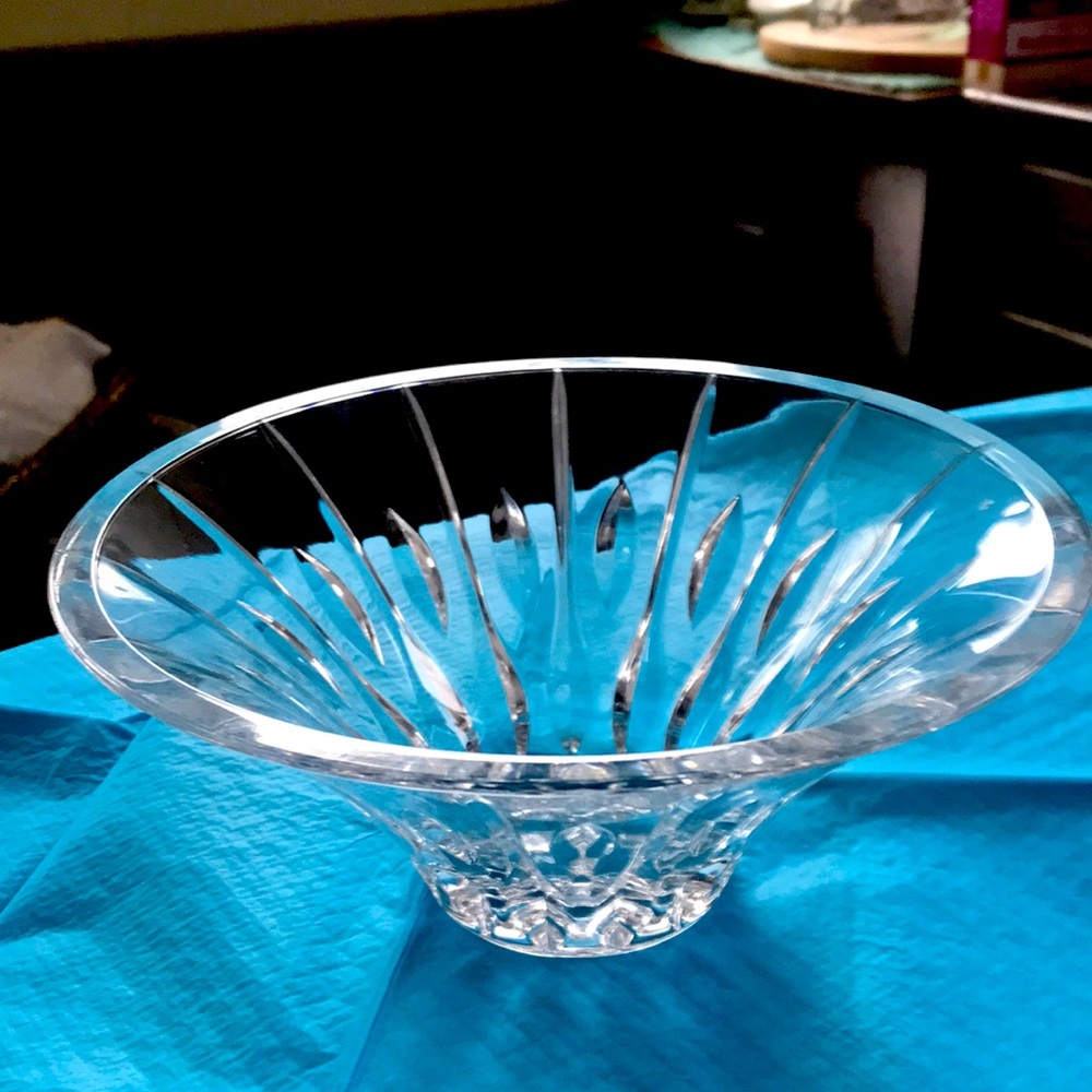 Elegant Crystal Glass Bowl